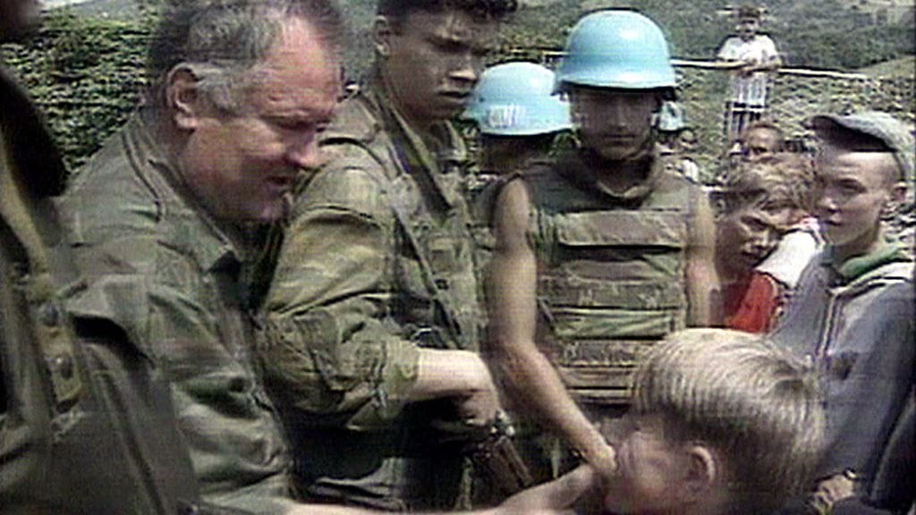 Serbian poliisi on pidättänyt miehen, jonka se epäilee olevan sotarikoksista epäilty Ratko Mladic. Maan sisäministeriö kertoi asiasta 26. toukokuuta 2011.