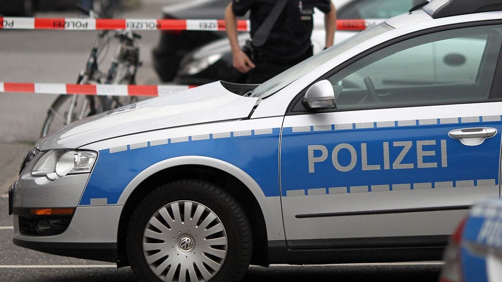 Saksan sisäministeri huomauttaa, että Saksan aselait ovat jo nyt tiukkoja.