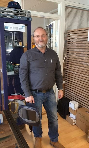 Esko Yliruusi esittelee Nokia Web Tabletia