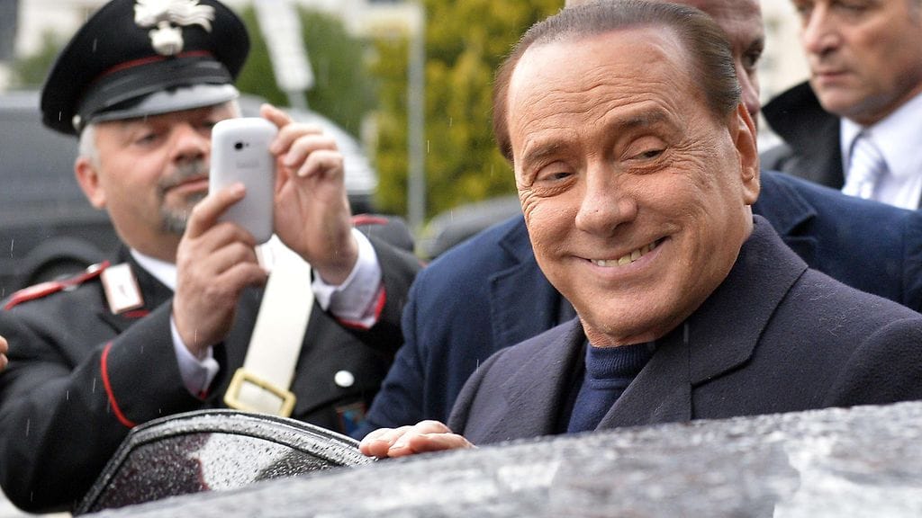 Pian 80-vuotiaalla Silvio Berlusconilla huhutaan olevan 21-vuotias naisystävä.