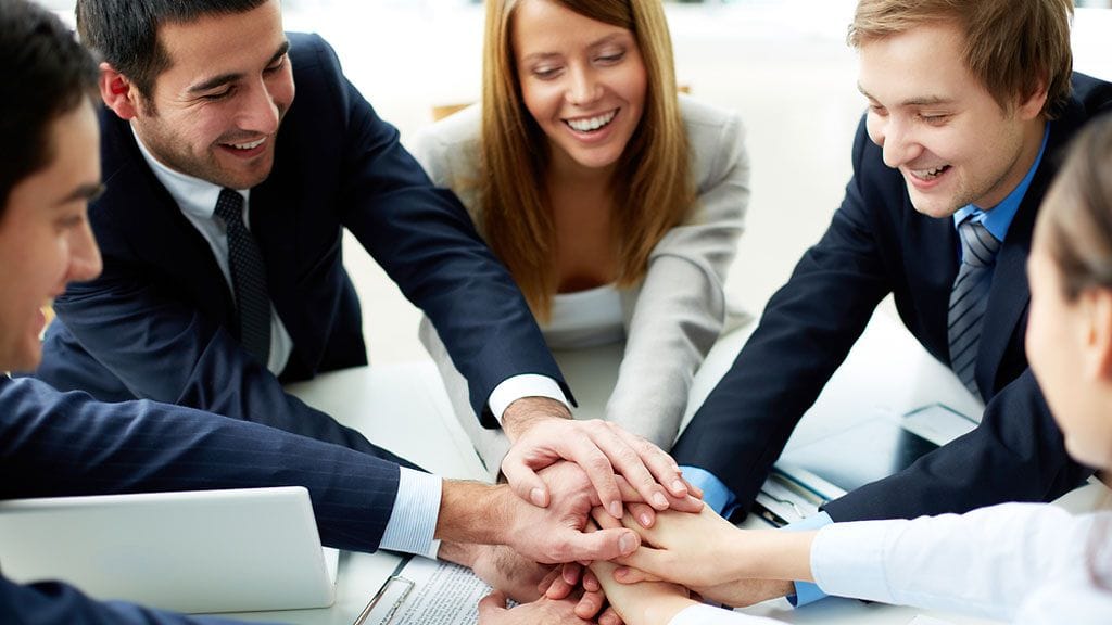 Kommunikaatiovalmennuksen tavoitteena on helpottaa erilaisten ihmisten kanssa toimimista.