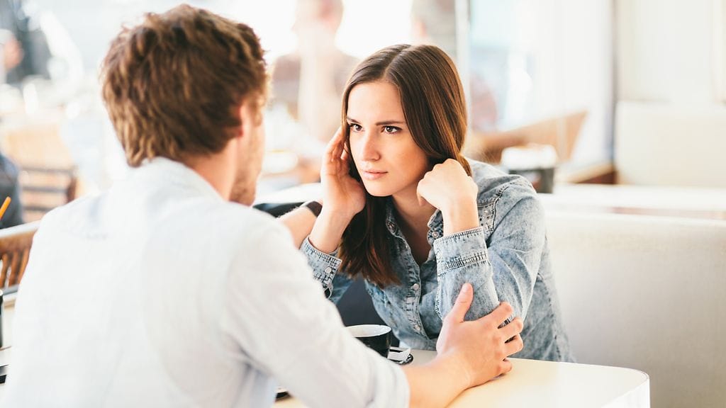 Erosta ylitse pääseminen ei tapahdu aivan hetkessä.