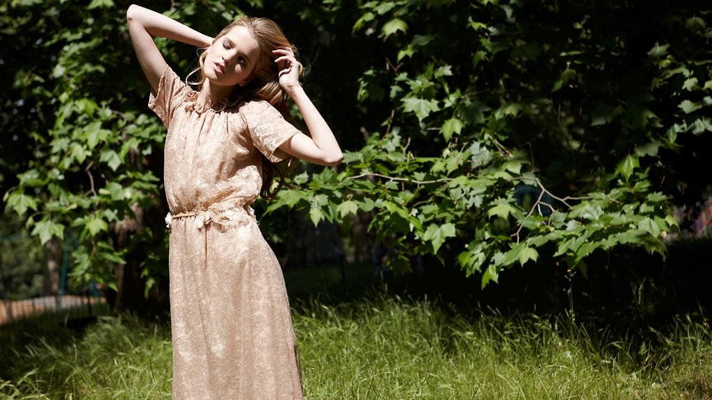 Morsiuspuku Minna Hepburnin mallistosta