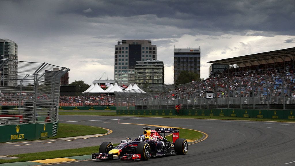 Sebastian Vettel kiertää Albert Parkin rata..