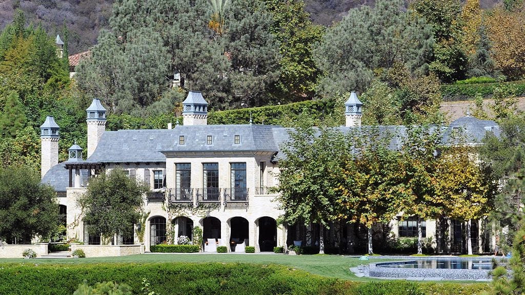 Bündchenilla ja Bradylla on kaksi yhteistä lasta, lisäksi Bradylla on poika edellisestä suhteesta.