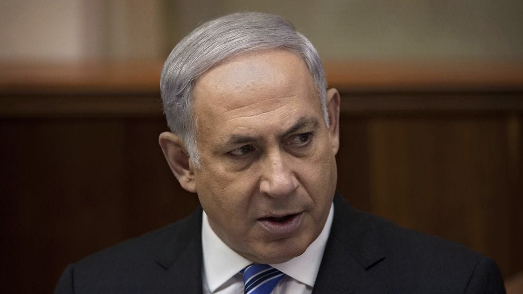 Israelin ilmoitus ei tule yllätyksenä, sillä maan pääministeri Benjamin Netanjahu ilmoitti perjantaisen YK:n äänestyksen jälkeen, ettei Israel aio noudattaa päätöstä.