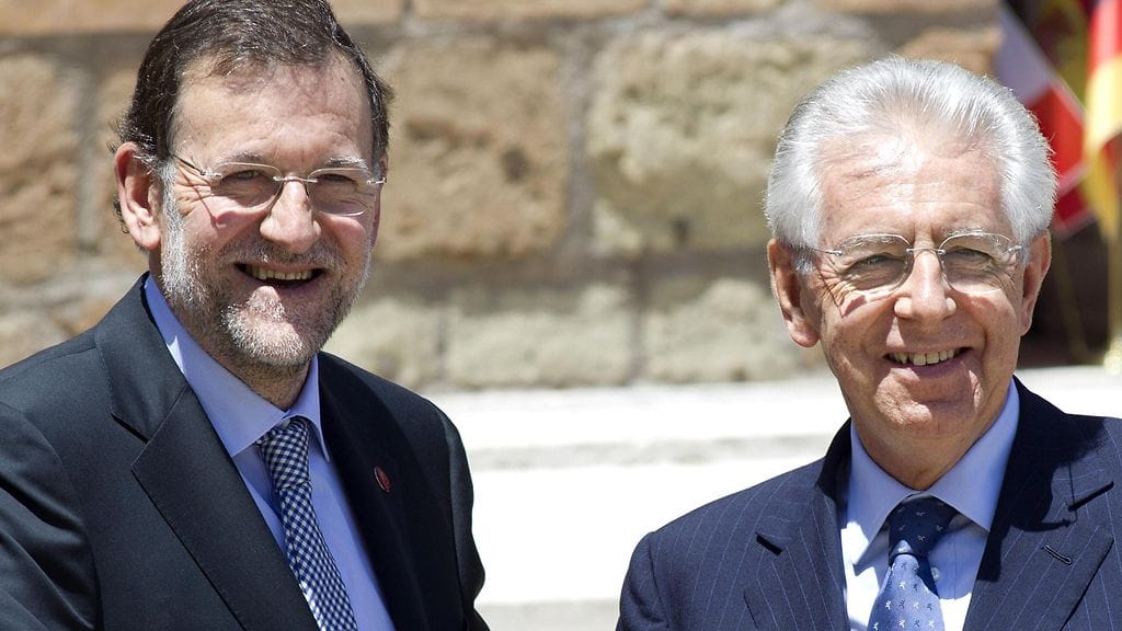 Espanjan ja Italian pääministerit Mariano Rajoy (vas.) ja Mario Monti kuvattuna 22.6.2012.