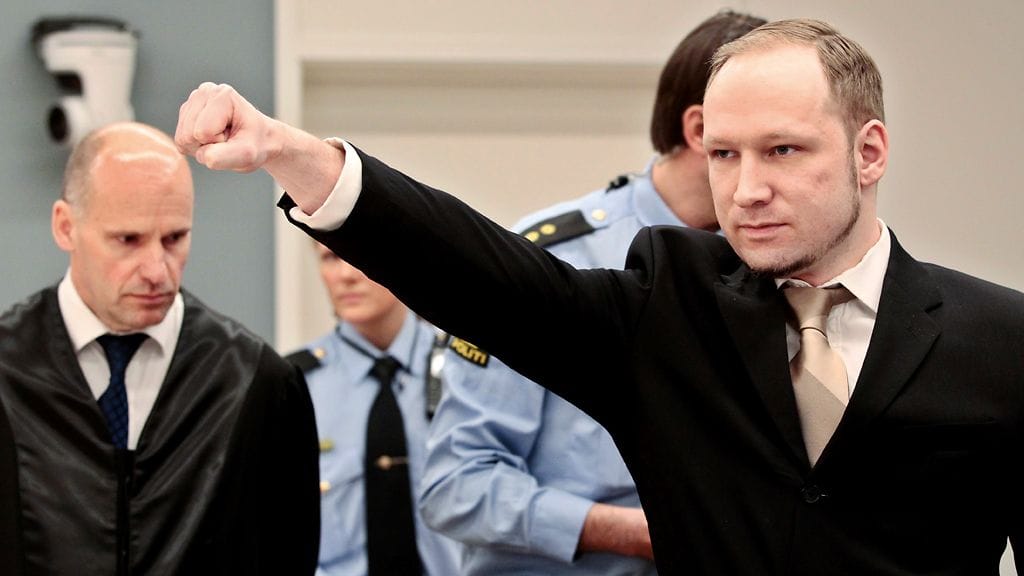 Anders Behring Breivik oikeudessa 16.4.2012.