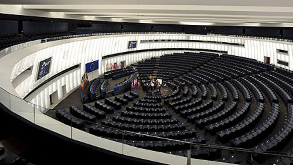 EU-parlamentti Ranskan Strasbourgissa (EPA)
