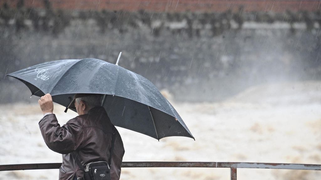 Ennusteen mukaan sateet alkavat pääkaupunkiseudulla iltapäivällä.