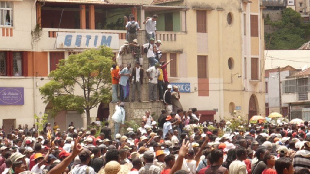 Madagaskarilla rajuja levottomuuksia
