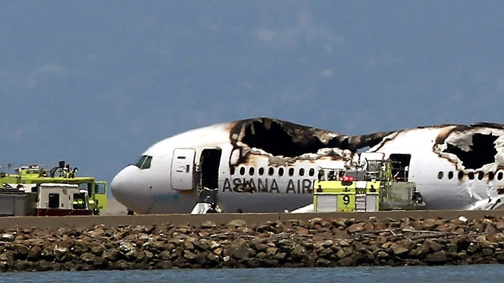 Asiana Airlinesin Boeing 777 -kone teki pakkolaskun San Franciscoon.