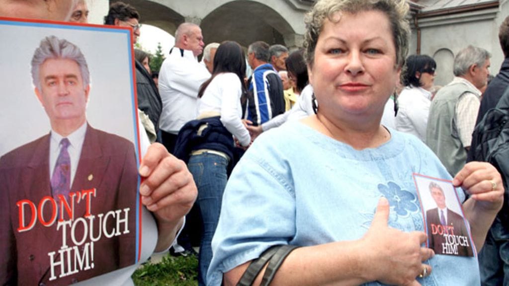 Mielenosoitus Bosniassa entisen serbijohtaja Radovan Karadzicin puolesta 21.7.2008.