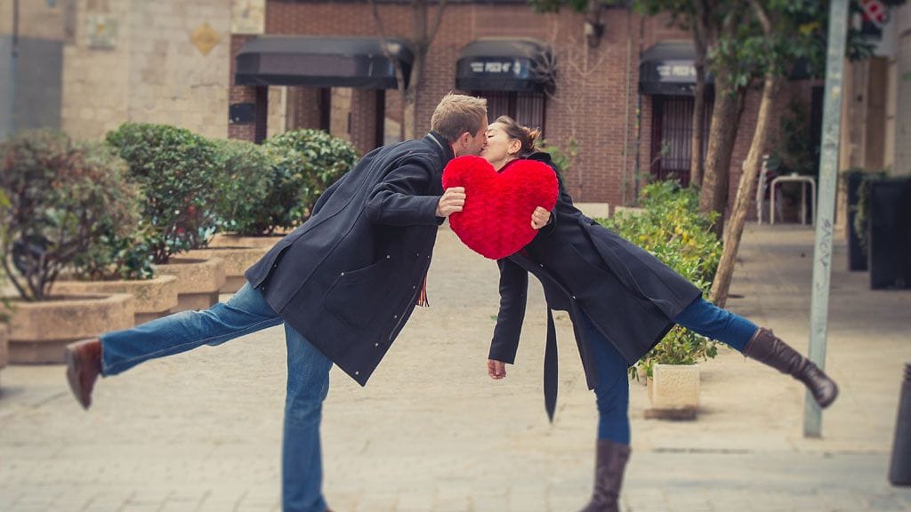 Rakasta ihmistä ei halua haavoittaa.