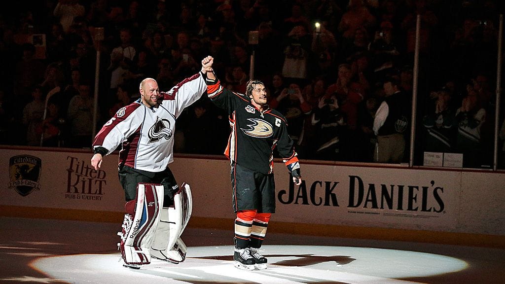 Teemu Selänne ja Jean-Sebastien Giguere