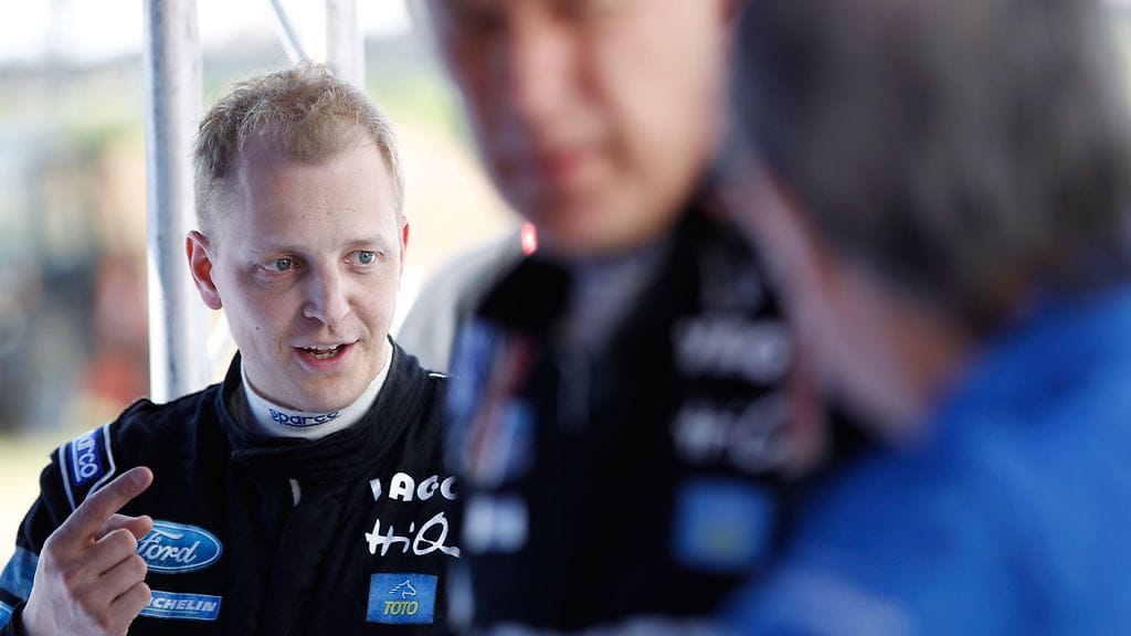 Mikko Hirvonen ja Jarmo Lehtinen johtavat Portugalin rallia seitsemän erikoiskokeen jälkeen.