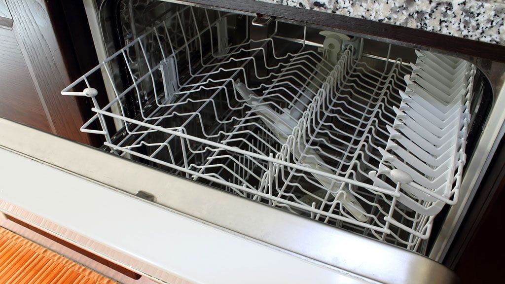 Hiustupot voivat tukkia lattiakaivon nopeasti. Huolehdi kylpyhuoneesi siisteydestä!