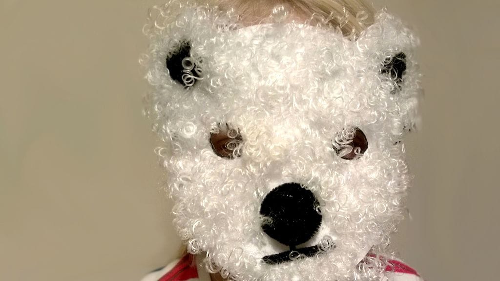 Earth Hour naamari. Kuva: Sanna Koskinen/WWF