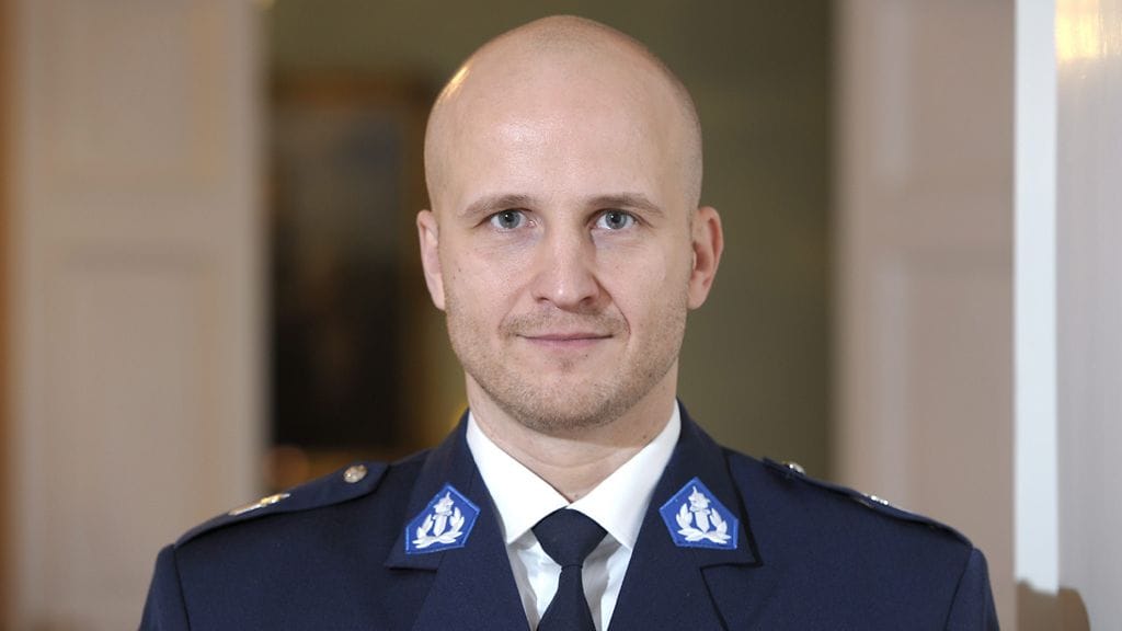 Koskelan murhan tutkinnanjohtaja Marko Forss sai kiitosta avoimesta tiedottamisesta yhdessä jutun syyttäjien kanssa.