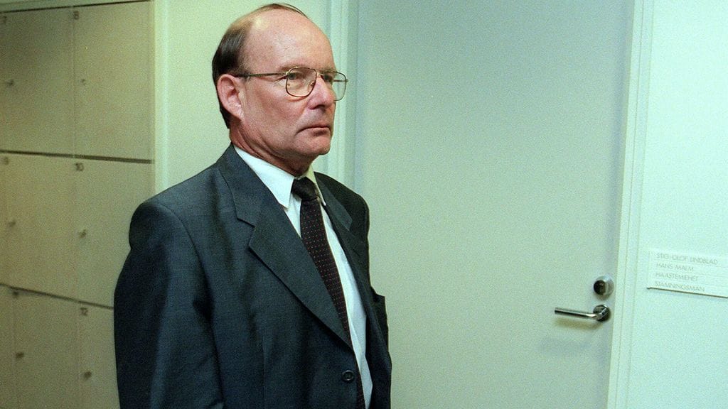 Rainer Erlund Raaseporin käräjäoikeudessa 1999.