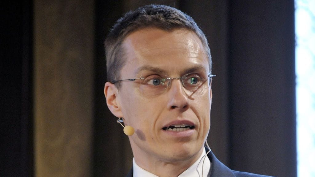Eurooppa- ja ulkomaankauppaministeri Alexander Stubb näkee Nokia-kaupassa myös hyviä puolia.