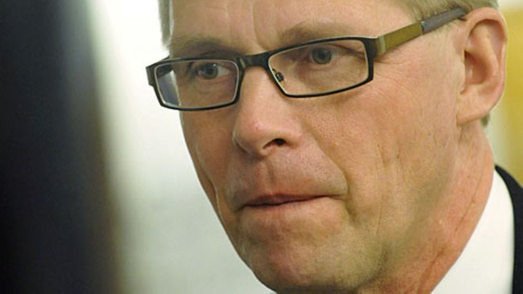 Pääministeri Matti Vanhanen eduskunnan suuren valiokunnan ja Ulkopoliittisen instituutin seminaarissa Helsingissä 17. helmikuuta 2010. Kuva: Lehtikuva