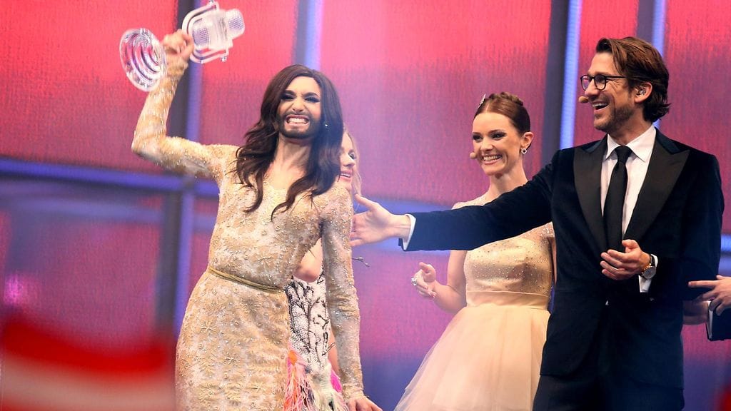 Itävallan Conchita Wurst voitti euroviisut 2014.