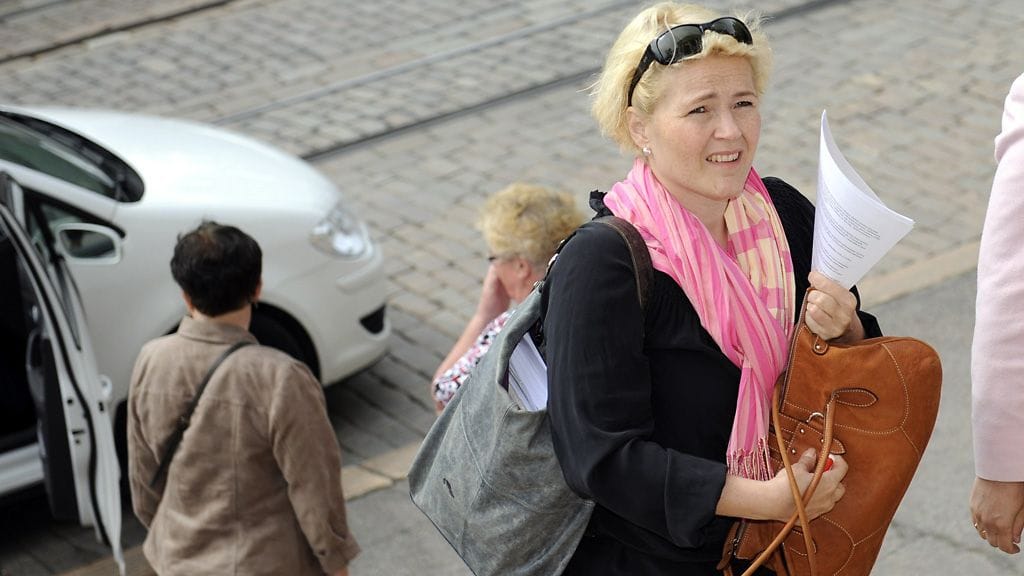 Sdp:n kansanedustaja Miapetra Kumpula-Natri Helsingissä 17. kesäkuuta 2011.