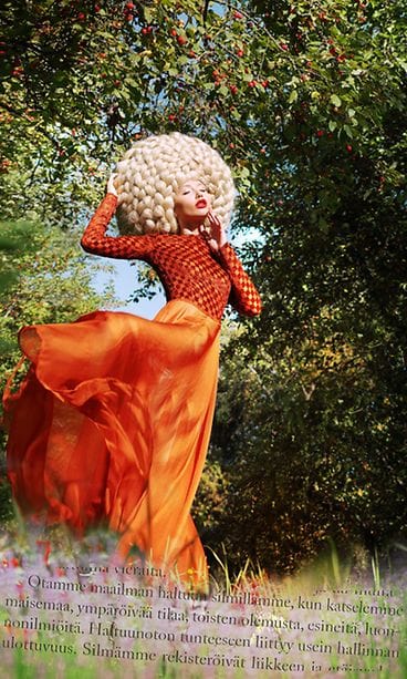 Kuvituskuva, lainaus Jaana-Mirjami Mustavuoren teoksesta Aistit auki! – Anna elämän koskettaa