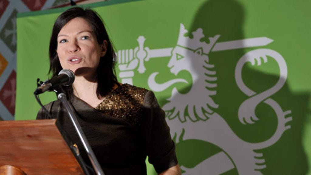 Vihreät haluaa ydinvoimaloiden rakennusluvat eduskuntaan.