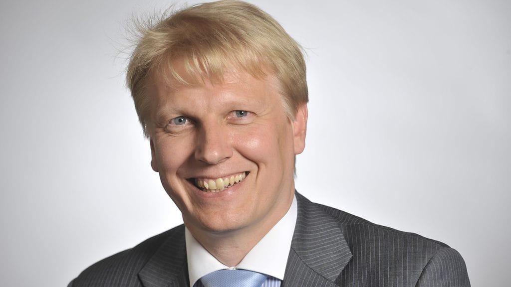 Keskustan eduskuntaryhmän puheenjohtaja Kimmo Tiilikainen vaatii pikaista selvitystä hallitukselta.