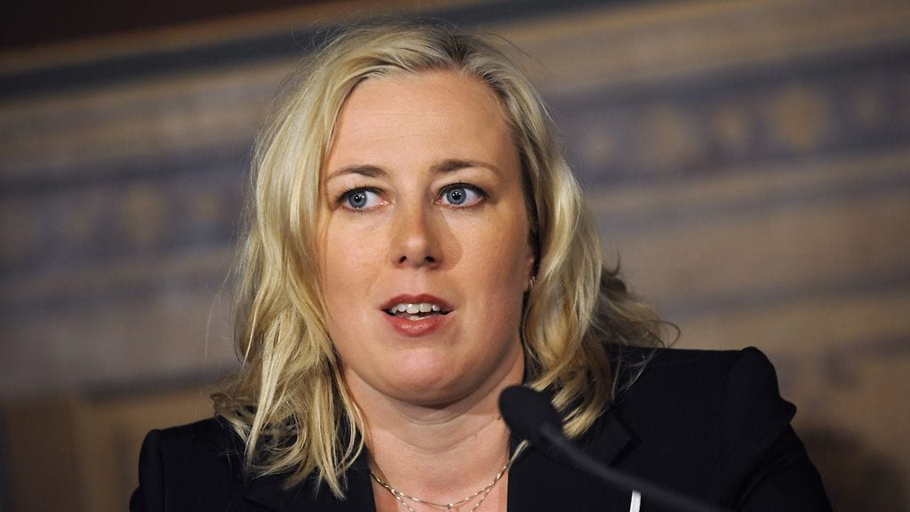 Valtiovarainministeri Jutta Urpilainen johtaa kahta ministerityöryhmää.