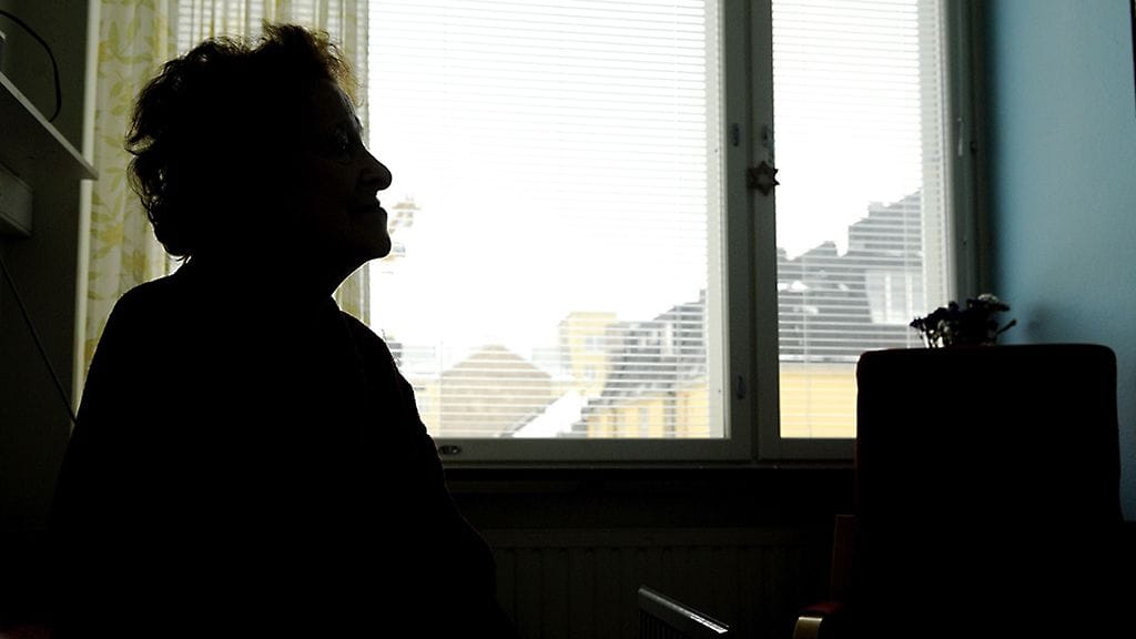 Ifin kyselyn mukaan vain puolella eläkeläisistä on kotonaan esimerkiksi sammutin tulipalon varalle. Kuvituskuva.