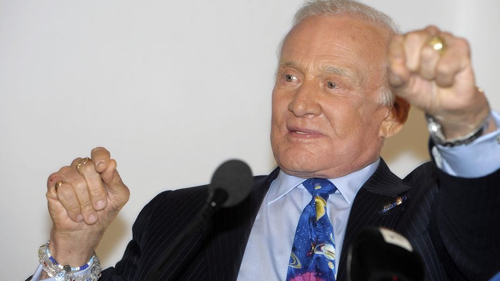 Toisena ihmisenä Kuussa käynyt Buzz Aldrin vieraili tänään Helsingissä.