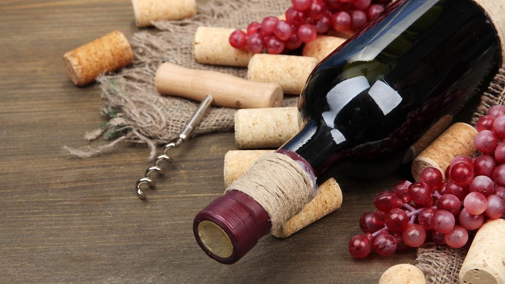 Sopiiko viinipullo ylioppilaslahjaksi?