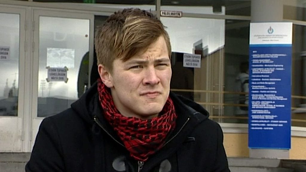 Jyväskyläläinen Jussi sairastui narkolepsiaan otettuaan sikainfluenssarokotteen joulukuussa 2009.