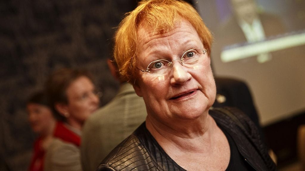 Tarja Halonen rupatteli Kylie Minoguen kanssa Pori Jazzeilla.
