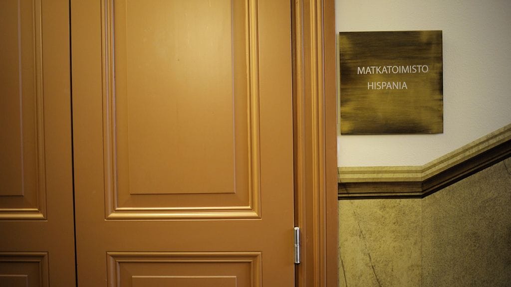 Matkatoimisto Hispanian toimisto Helsingissä Bulevardilla.