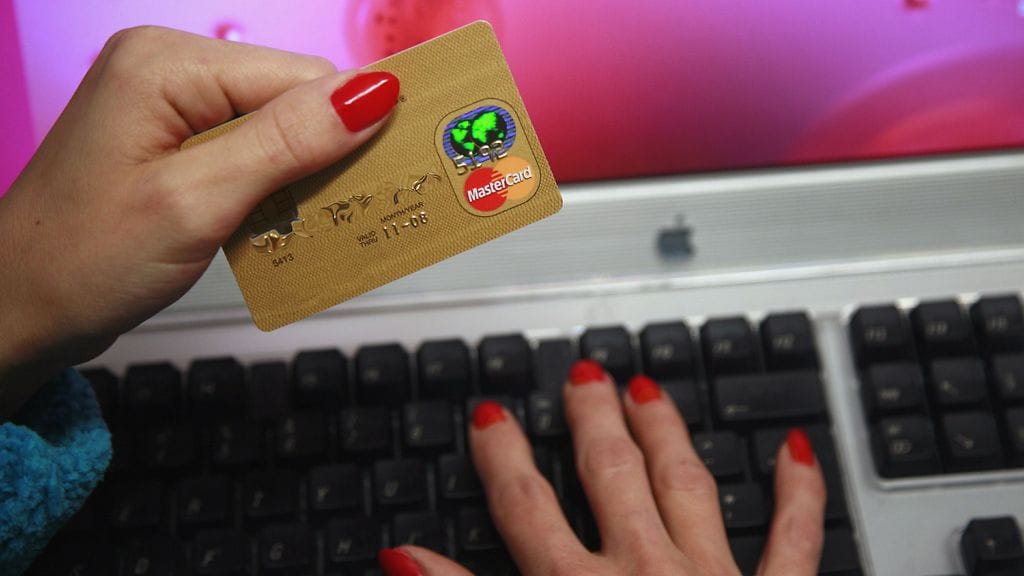 Kaukomaiden verkkokaupoissa asioivat suomalaiset eivät aina ole tietoisia siitä, että EU:n ulkopuolella toimivia verkkokauppiaita eivät sido unionin säädökset tai suomalainen kuluttajansuoja.