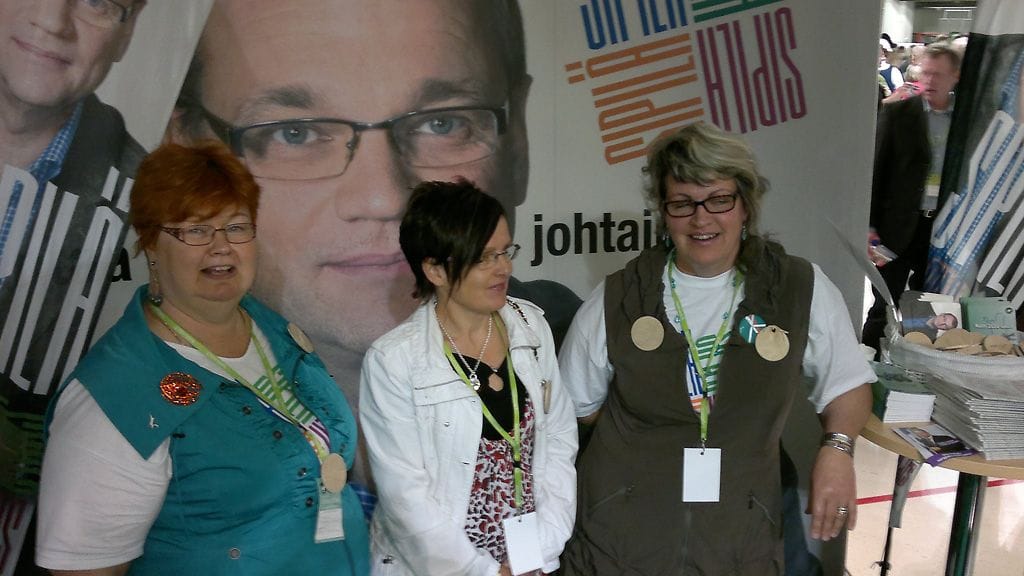 Puheenjohtajaehdokas Juha Sipilän kampanjaväkeä.