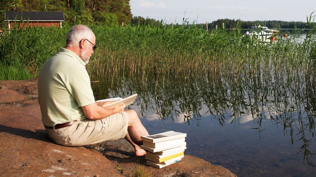 Kesällä on hyvää aikaa lukea.