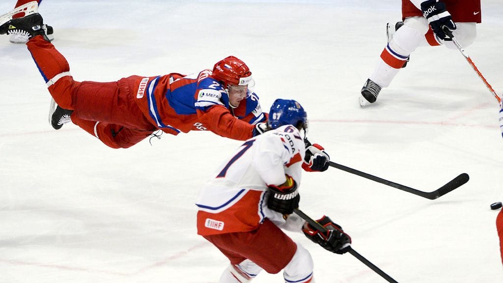 Kuva viime vuoden jääkiekon MM-kisoista. Mallia näyttää Venäjän Alexei Tereshenko.