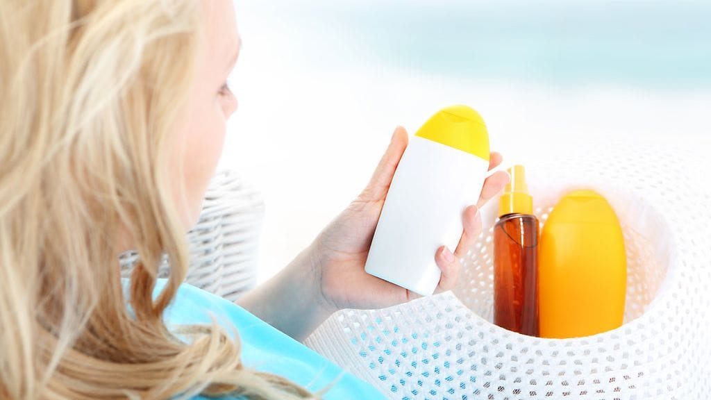 Lasten aurinkosuoja on edullinen, mutta suojaava avihtoehto.