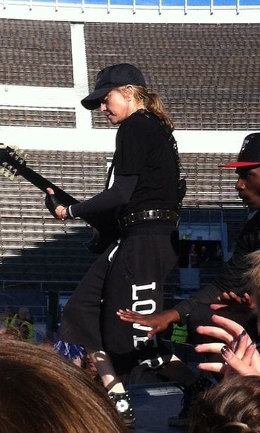 Madonna tekemässä soundchekiä Helsingissä.