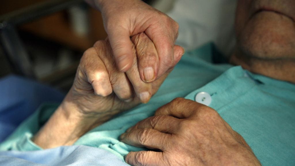 Illan 45 minuuttia -ohjelma jatkaa paljastamalla lisää vanhustenhuollon julmasta arjesta.