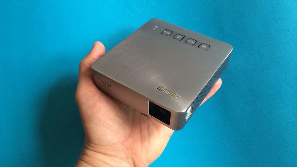 Asus S1 -kompaktikokoinen LED-projektori