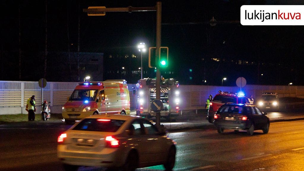 Mopotyttö löytyi kuolleena tienreunasta Lahdessa eilen.