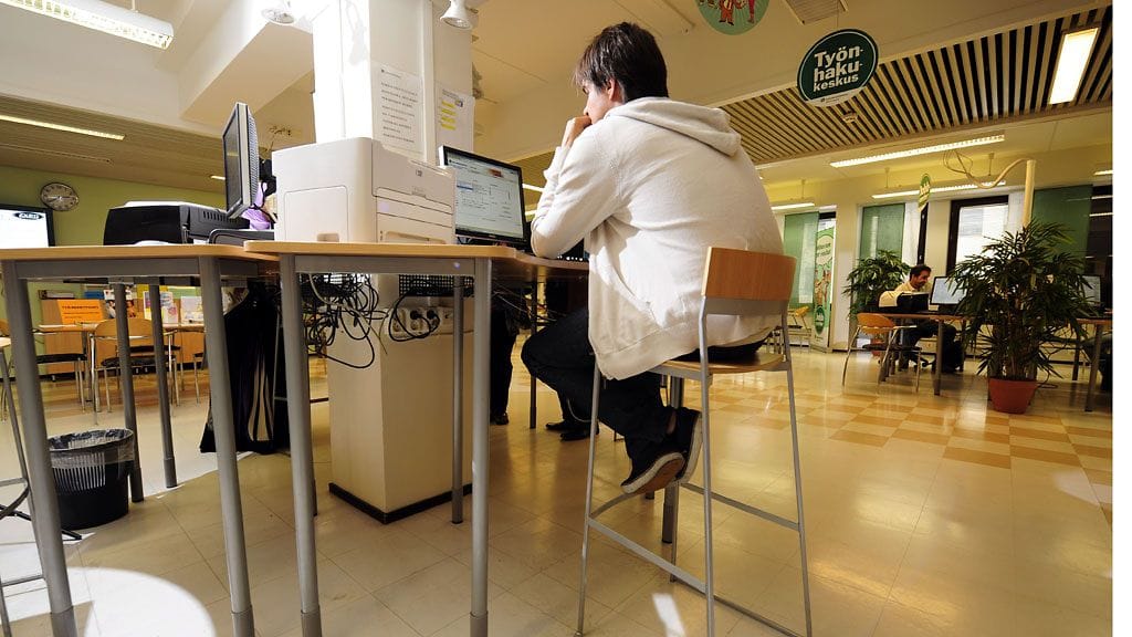 Työnhakijoille kelpaavat muutkin kuin unelma-alan työt.