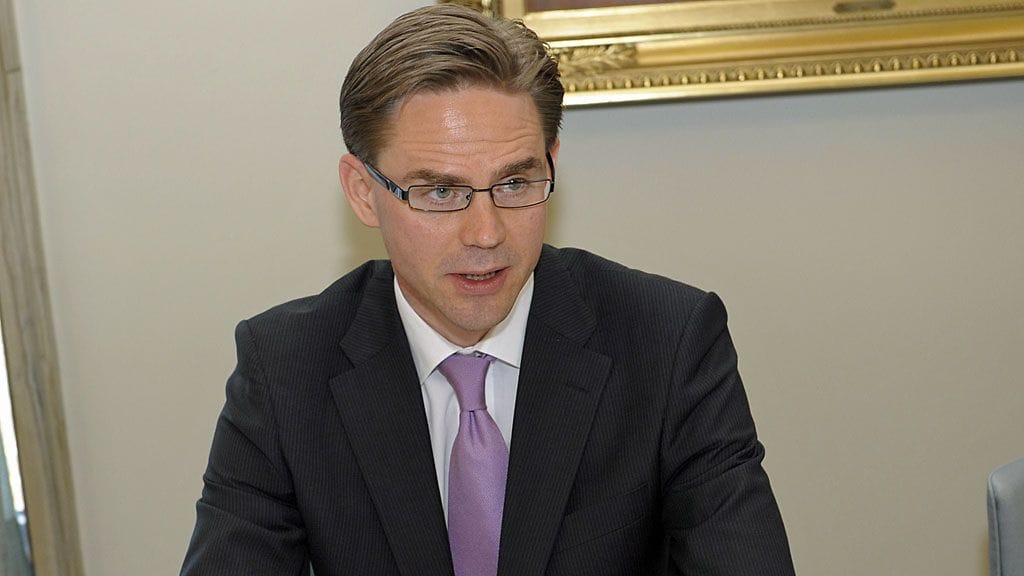 Pääministeri Jyrki Kataisen mukaan alakohtaisten liittojen pitää hyväksyä hyvin kattavasti keskusjärjestöjen raamiratkaisu.