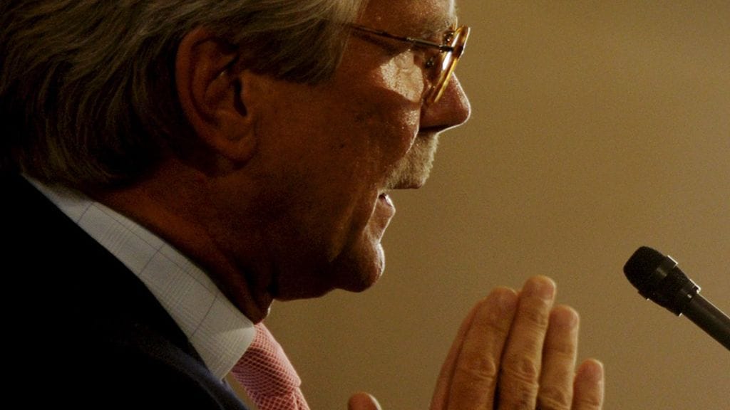 Nordean hallituksen puheenjohtaja Björn Wahlroos on huolissaan siitä, että politiikka ei enää houkuttele suomalaisia.